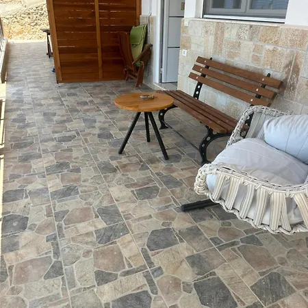 Hétvégi ház Kalami